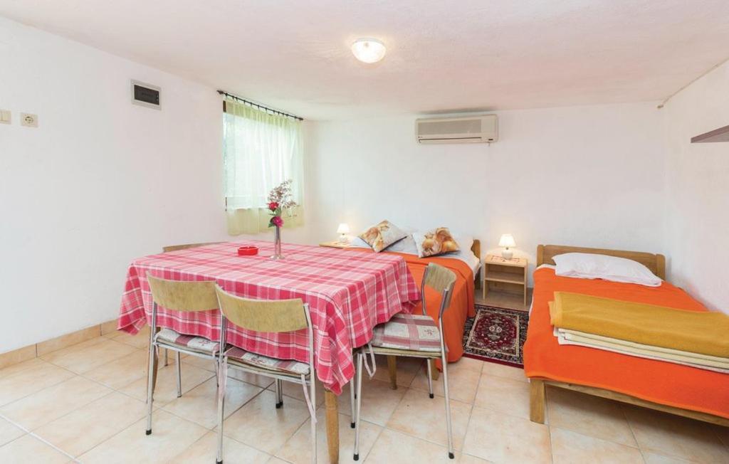 Apartmani Cizmesija Tkon Bagian luar foto